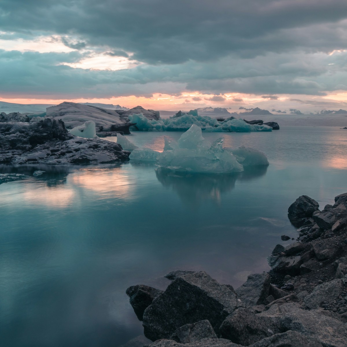 SM26: Cooperate to prevent&nbsp;chaos