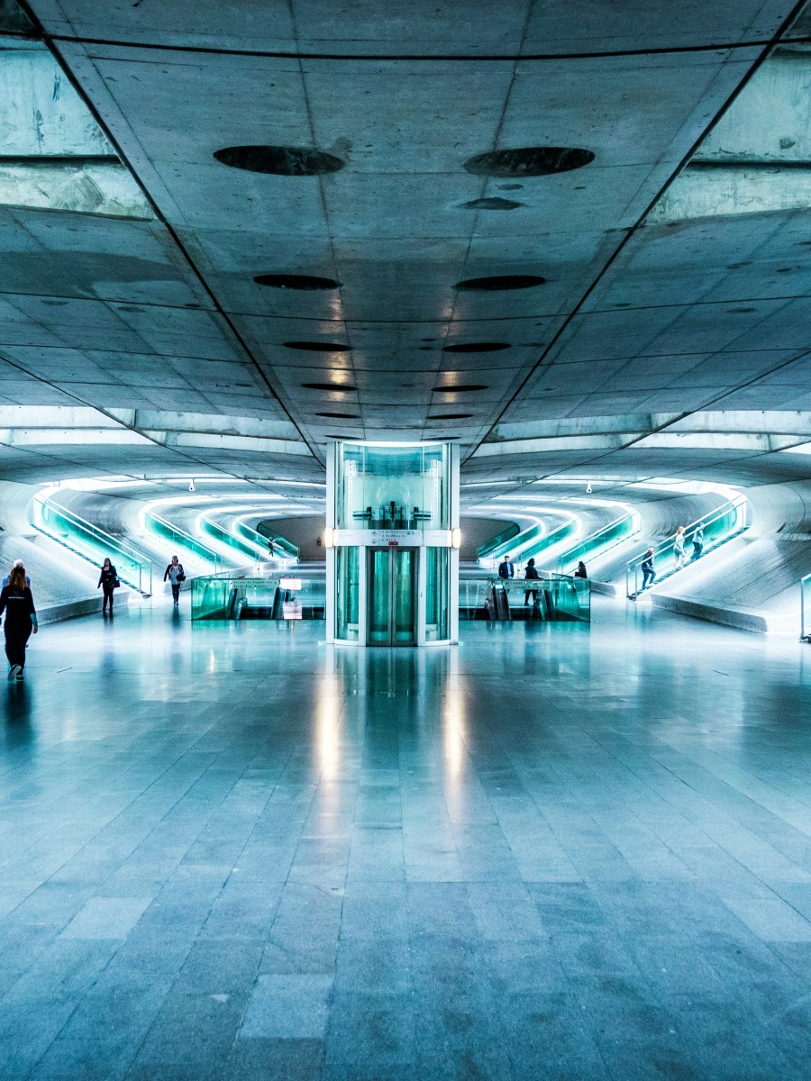 Jobs vs. AI – how to avoid a dystopian&nbsp;future